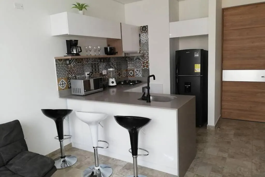 Apartamento En Edificio Full, Rodadero Santa Marta Gaira